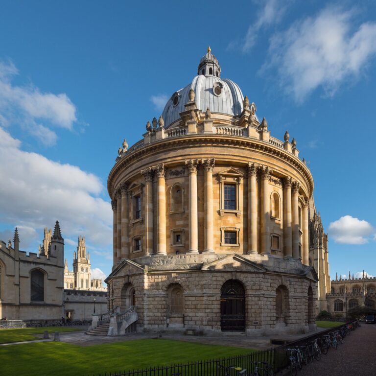 radcliffe_camera_oxford_2018_03
